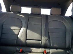 
										Mercedes-Benz GLC 300 full									
