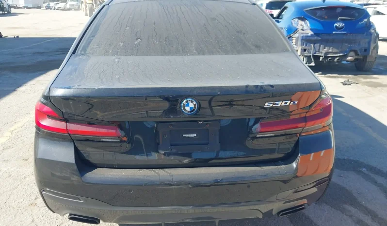 
								BMW 530E full									