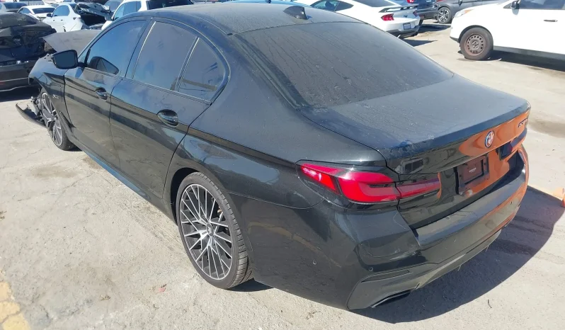 
								BMW 530E full									