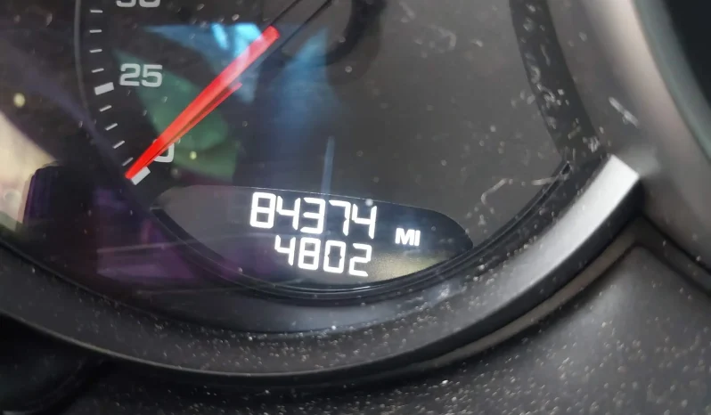 
								Porsche Macan full									