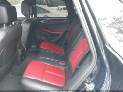 
										Porsche Macan full									