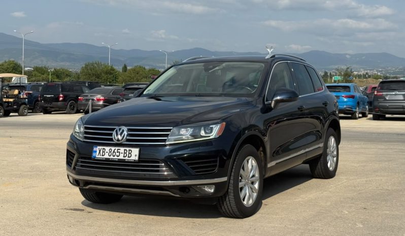 
								2016 Volkswagen Touareg, Vr6 Sport full									