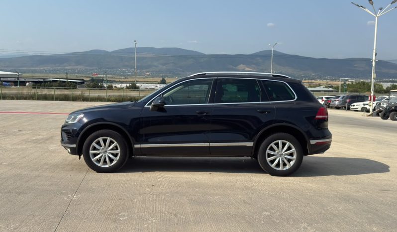 
								2016 Volkswagen Touareg, Vr6 Sport full									
