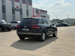 
										2016 Volkswagen Touareg, Vr6 Sport full									