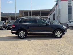 
										2016 Volkswagen Touareg, Vr6 Sport full									