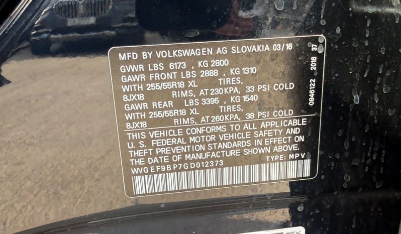 
								2016 Volkswagen Touareg, Vr6 Sport full									