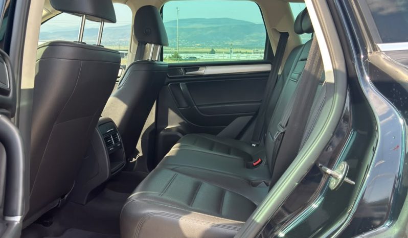 
								2016 Volkswagen Touareg, Vr6 Sport full									