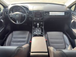 
										2016 Volkswagen Touareg, Vr6 Sport full									