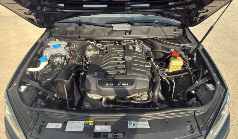 
								2016 Volkswagen Touareg, Vr6 Sport full									