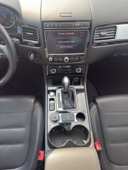 
										2016 Volkswagen Touareg, Vr6 Sport full									