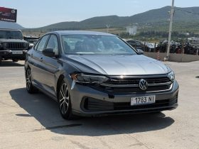 2023 Volkswagen Jetta, Sport