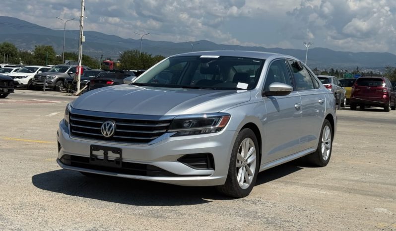 
								2020 Volkswagen Passat SE full									