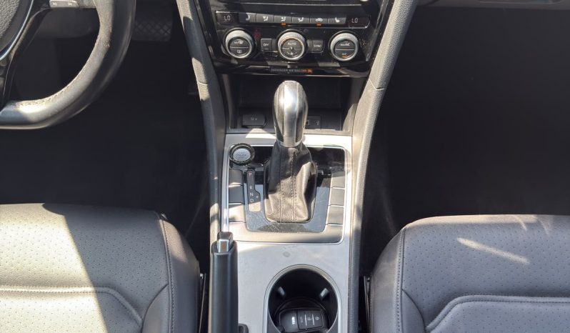 
								2020 Volkswagen Passat SE full									