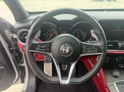 
										Alfa Romeo Stelvio full									