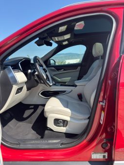 
										2021 Jaguar F-Pace P250 S full									