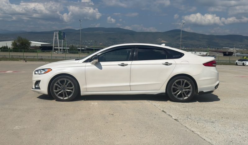 
								2019 Ford Fusion, Titanium full									
