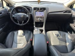 
										2019 Ford Fusion, Titanium full									