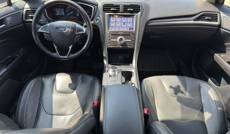 
								2019 Ford Fusion, Titanium full									