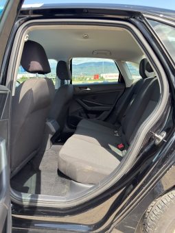 
										Volkswagen Jetta full									