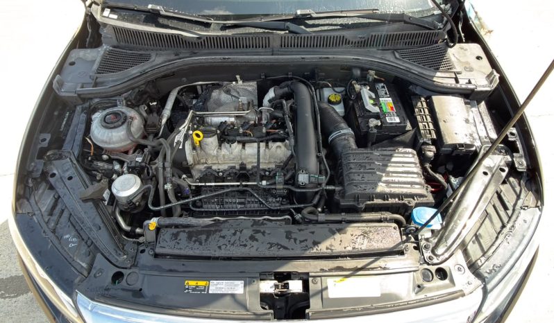 
								Volkswagen Jetta full									