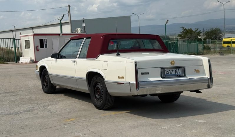 
								1989 Cadillac Deville full									