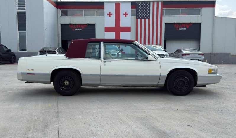 
								1989 Cadillac Deville full									