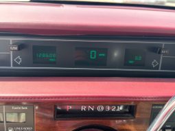 
										1989 Cadillac Deville full									