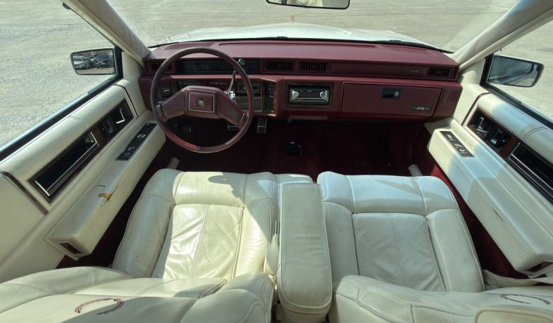 
								1989 Cadillac Deville full									
