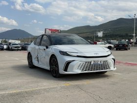2025 Toyota Camry, Xse