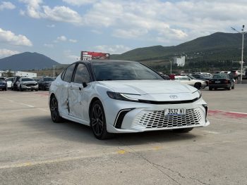 2025 Toyota Camry, Xse