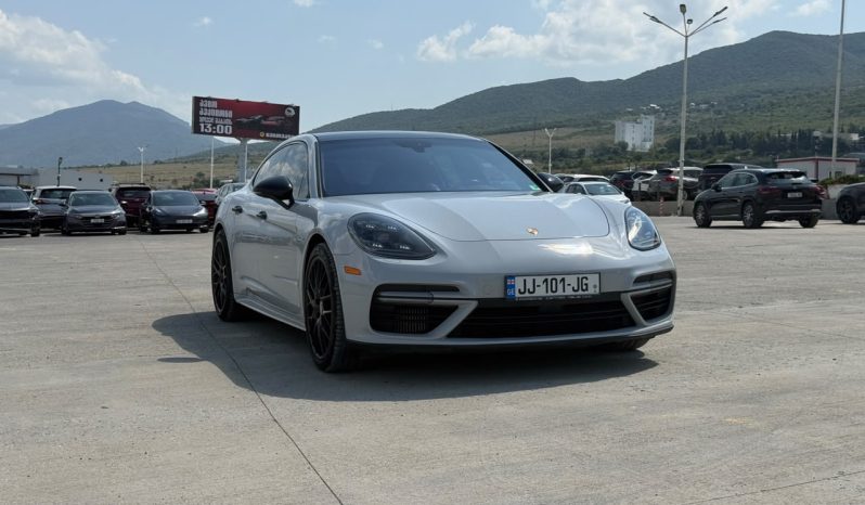 
								2017 Porsche Panamera, Turbo full									
