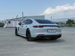 
										2017 Porsche Panamera, Turbo full									