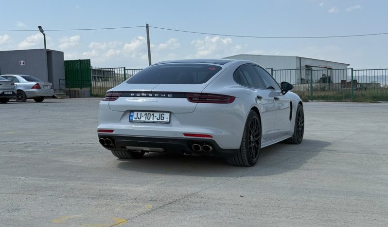 
								2017 Porsche Panamera, Turbo full									