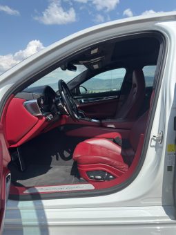 
										2017 Porsche Panamera, Turbo full									