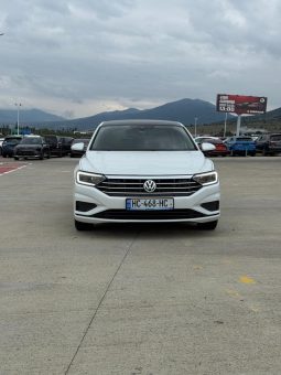
										2019 Volkswagen Jetta SEL full									