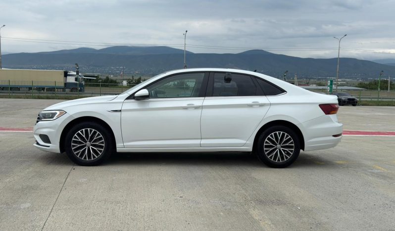 
								2019 Volkswagen Jetta SEL full									