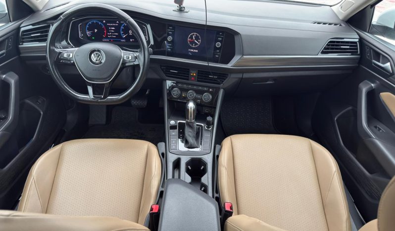 
								2019 Volkswagen Jetta SEL full									