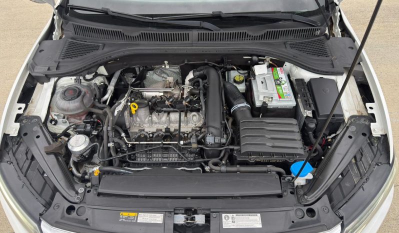 
								2019 Volkswagen Jetta SEL full									
