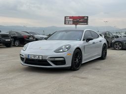 
										2017 Porsche Panamera, Turbo full									