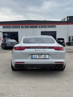 
										2017 Porsche Panamera, Turbo full									