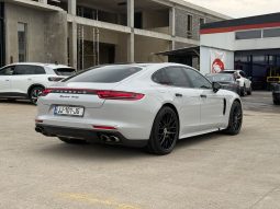 
										2017 Porsche Panamera, Turbo full									