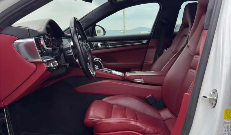 
								2017 Porsche Panamera, Turbo full									