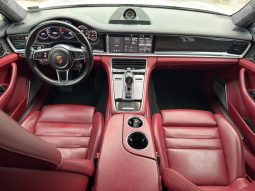 
										2017 Porsche Panamera, Turbo full									
