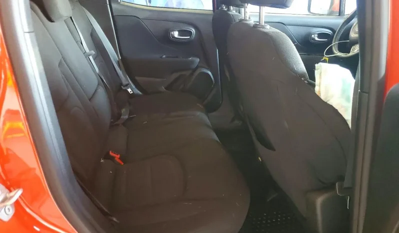 
								Jeep Renegade full									