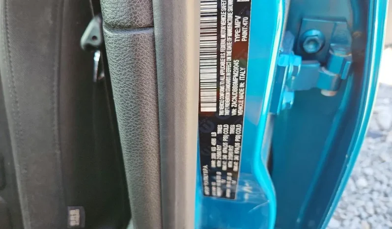 
								Jeep Renegade full									