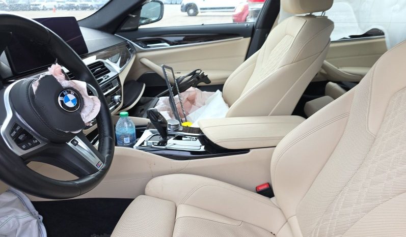 
								BMW 540 full									