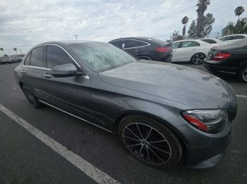 MERCEDES-BENZ C 300