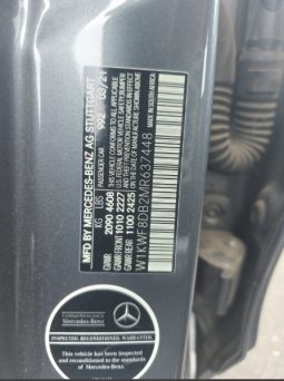 
										MERCEDES-BENZ C 300 full									