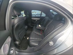 
										MERCEDES-BENZ C 300 full									