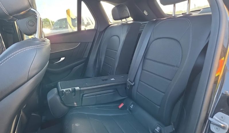 
								MERCEDES-BENZ GLC 300 full									
